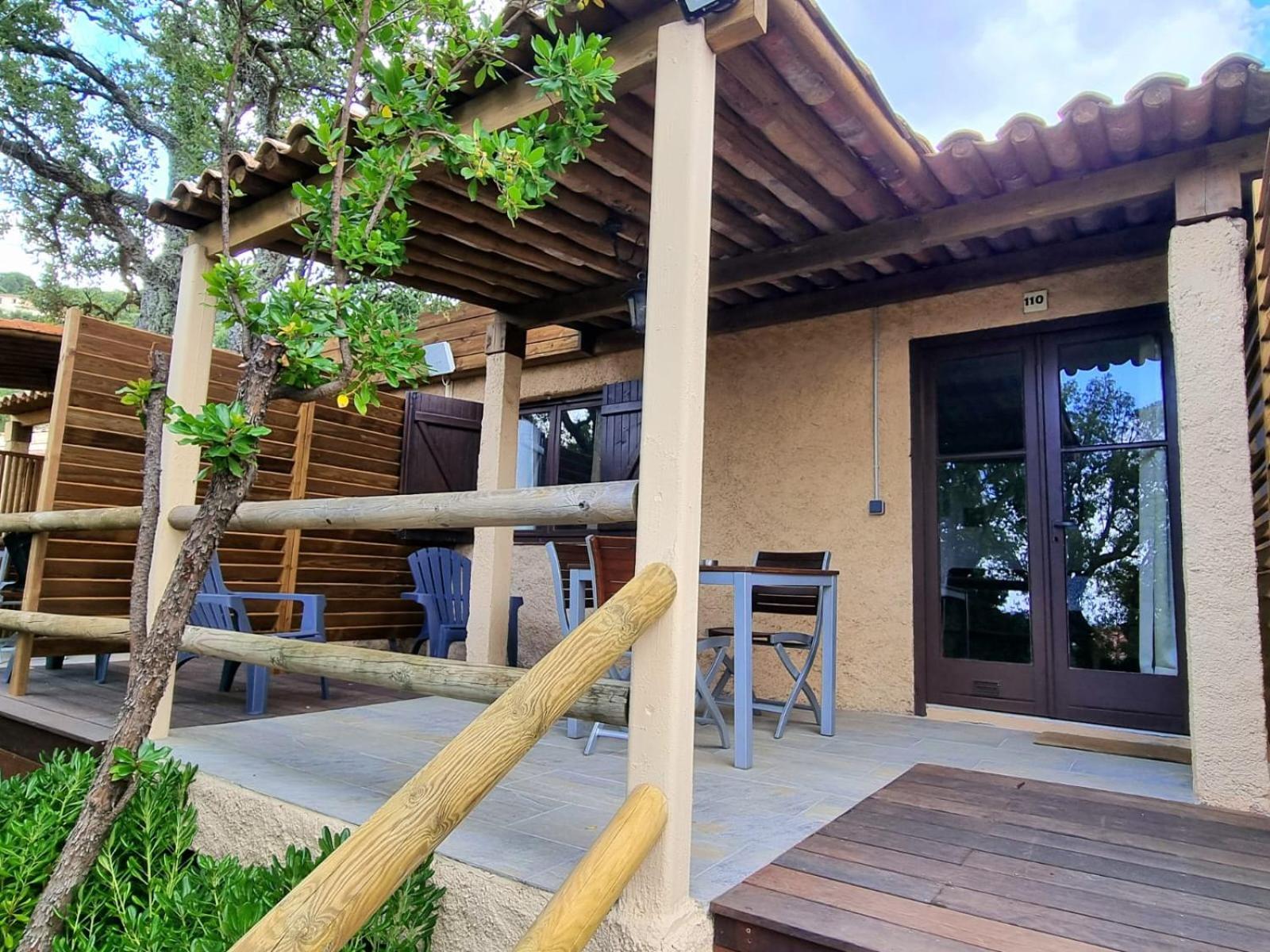 Bungalows Du Maquis 포르토베쉬오 외부 사진